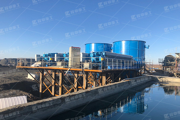 廂式壓濾機(jī)強(qiáng)度高，適合于處理細(xì)顆粒